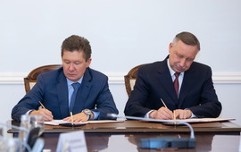 Алексей Миллер и Александр Беглов во время подписания документов