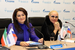 Заместитель премьер-министра Татарстана Лейла Фаздеева и председатель жюри Александра Пермякова.